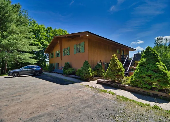 The Haues Windham - Spacious Suites, Gym, Mountain Views!